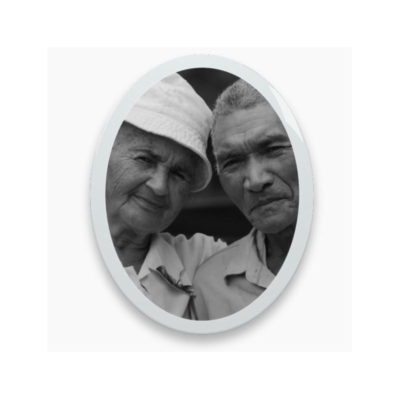 MEDAILLON OVAL NOIR ET BLANC BORDURE BLANCHE 2 PERSONNES